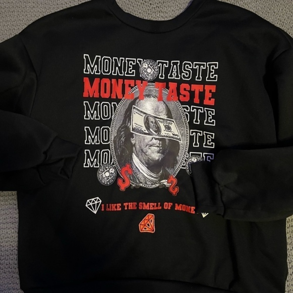 Black Graphic Sweatshirt - Picture 1 of 2